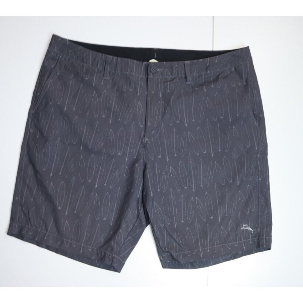 MEN'S DARK GRAY SHORTS - SIZE 40 - SUBTLE FEATHER PRINT - ADJUSTABLE WAIST